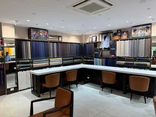 The Raymond shop — work photo 4