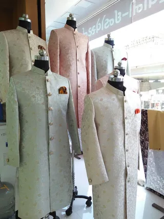 Radhe Textorium & Tailors — photo 3