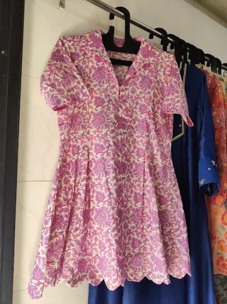 ANJALI TAILOR — photo 2