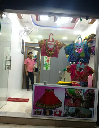 Suresh Ladies Tailor — photo 1