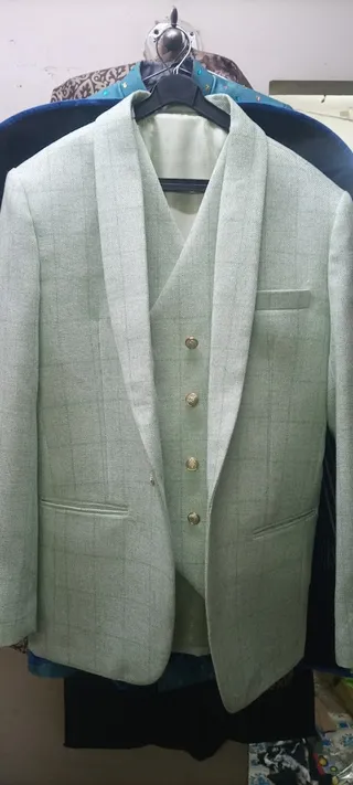 Top Tailor — photo 2