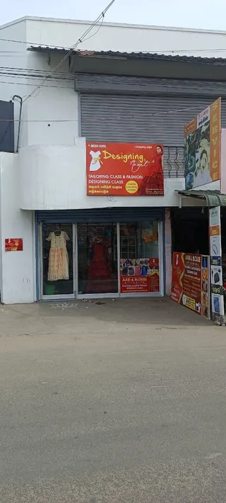 Designing Angel (Fashion designer) — photo 1