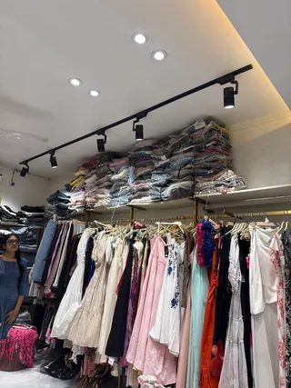 ESTILO BY PALLAVI — work photo 4