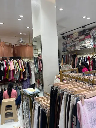 ESTILO BY PALLAVI — work photo 5