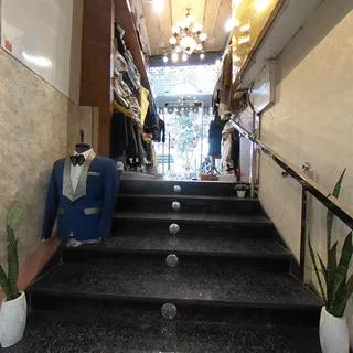 ROYSON TAILORS AND CLOTH HOUSE — photo 1