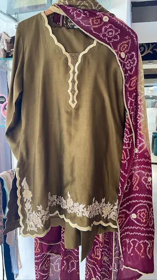 Aashima Shikha The Queen's Closet — work photo 1