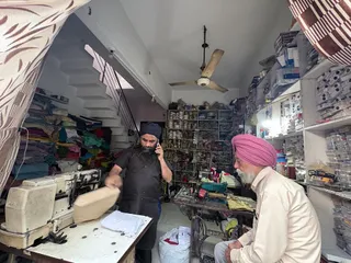 Gurjot Kaaz centre — photo 2