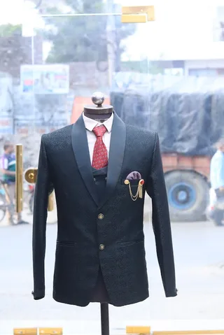Mehboob Tailor - Best Coat Pant Designer, Men Suit Tailors in Tibba Road, Designer Men Blazer Manufacturers in Ludhiana — photo 3