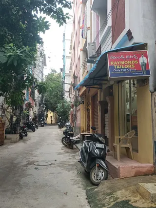 Raymonds Tailors — photo 3