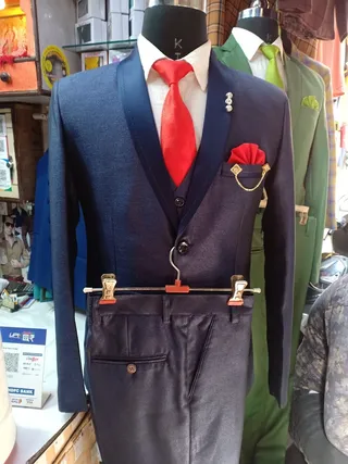 G.M VENUS TAILOR & DRAPERS — photo 1