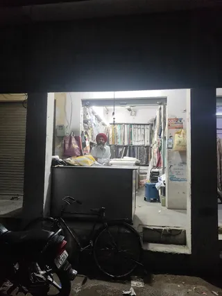 JS Tailor shimlapuri — photo 1