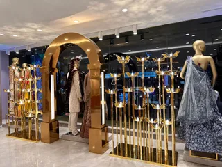 Manyavar & Mohey — work photo 6