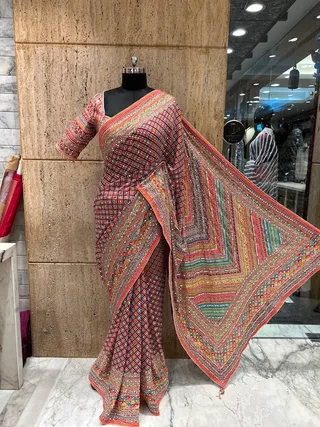 Seejal Creation/Best Boutique in Varanasi /Saree Shop in Varanasi /blouse stitching Varanasi — work photo 5