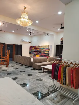 Unique Boutique — work photo 3