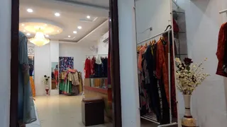 Unique Boutique — work photo 5