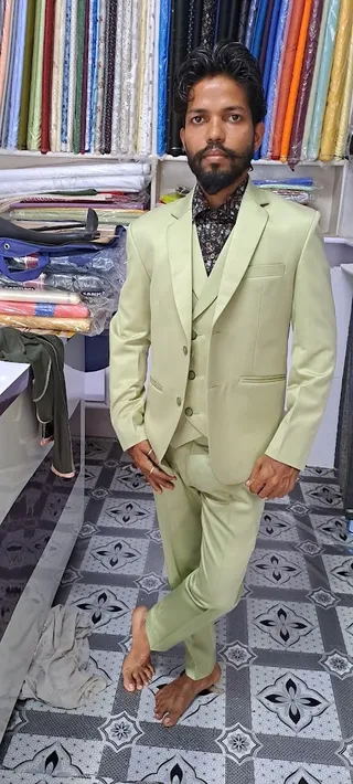 India Tailor and clothes — photo 1
