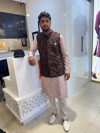 Manyavar — photo 3