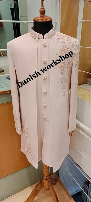 Danish workshop in Sitabuldi, Nagpur. Tailors — work photo 4