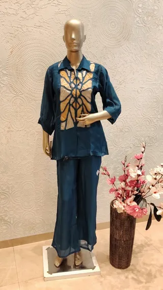 PEHNAVA BOUTIQUE-DHARAMPETH — work photo 5