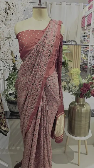 Maansha Studio - Designer Boutique in Manish Nagar | Boutique in Manish Nagar | Designer Saree and Kurti in Manish Nagar — work photo 8