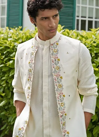 HUSSAIN TEXTILE AND TAILOR — photo 3