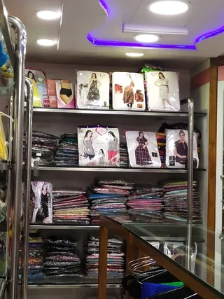 Soni Collections & Boutique — photo 1