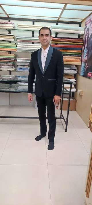 IN SHAPE men's tailors and cloth shop — work photo 4