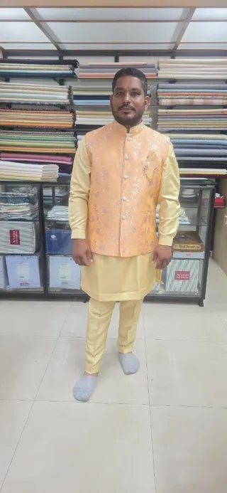 IN SHAPE men's tailors and cloth shop — work photo 5