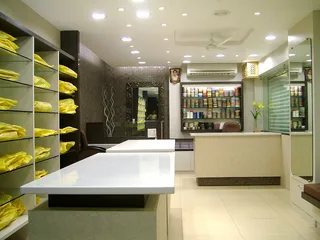 Surti tailor — photo 1