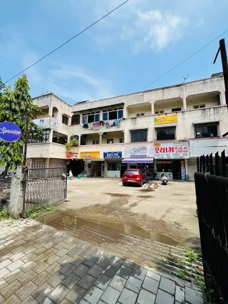 Bhumi Ladies Tailor — work photo 4