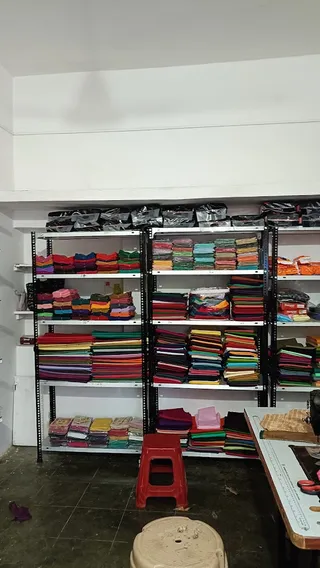 KRISHNA TELARING MATERIAL — photo 1