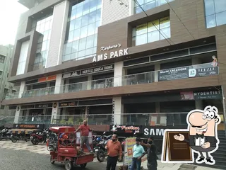 LEEZLE FASHION STUDIO - Best Boutique in Patna — photo 2