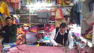 Golden Tailor — photo 2