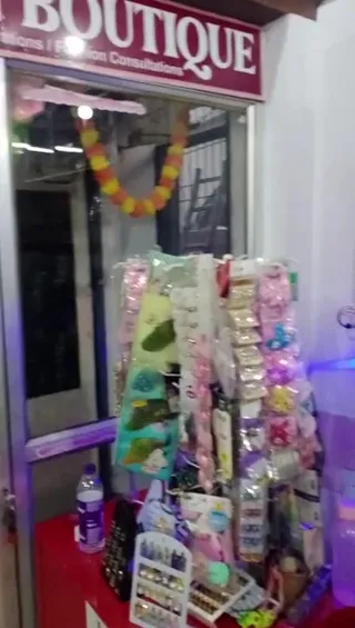 Waniz Fashion Boutique — photo 3