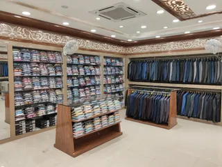 REID AND TAYLOR STORE — work photo 5