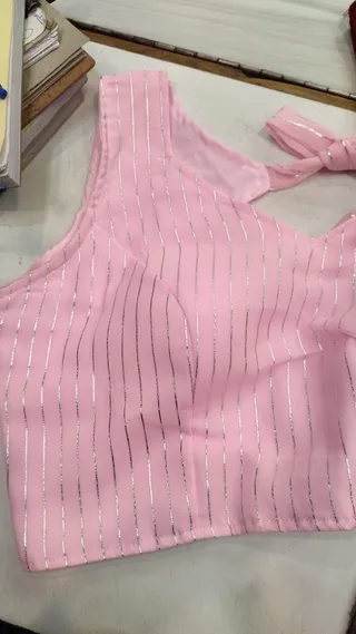 G.R TAILOR AND READYMADE BLOUSE — photo 2