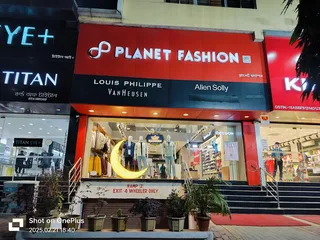 PLANET FASHION- Six Mile — work photo 2