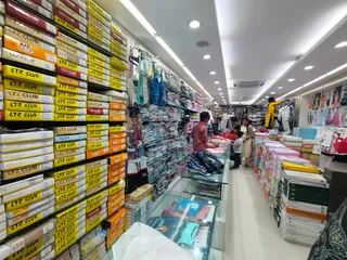 Needle Fight Ladies Tailor — photo 2