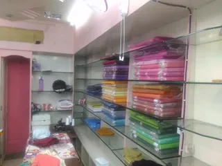 One Hour Stitching, Young ladies tailoring — work photo 5