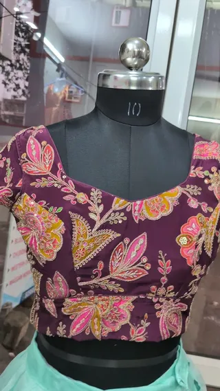 Vani's Stitch and Style — photo 3