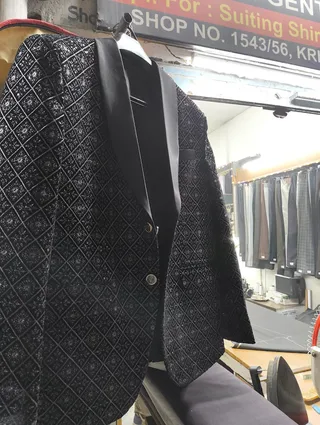 Lucky Fashioners — work photo 3