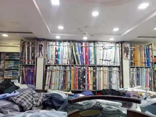 Ad fabrics tailor — photo 2