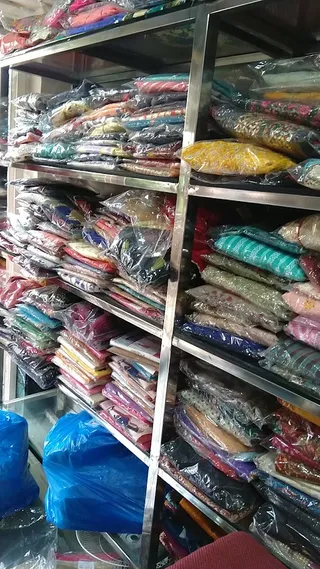 Women's Era Boutique And Cloth Collection — photo 1