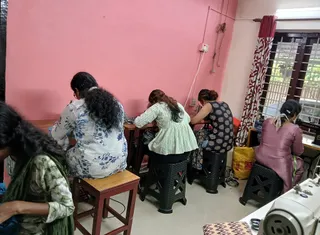 Design ( Stitching & Altering / stitching classes etc. — work photo 2