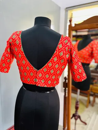 Aayushi, The Tailor Boutique — photo 2