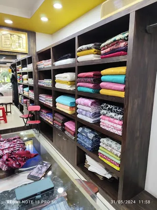 PETALS BOUTIQUE & TAILORING — photo 1