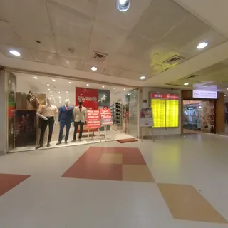 Raymond Custom tailoring Park Avenue — photo 1
