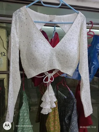Lovely Boutique — photo 2