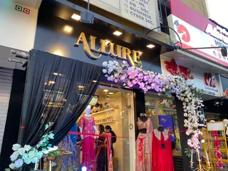 Allure Designer Boutique — photo 2
