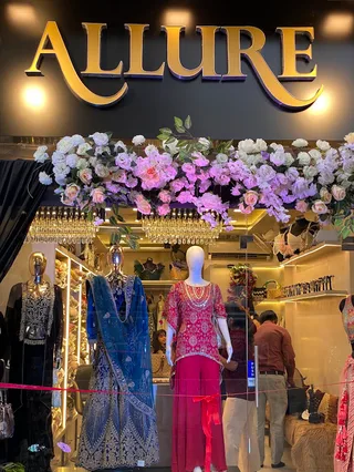 Allure Designer Boutique — photo 3